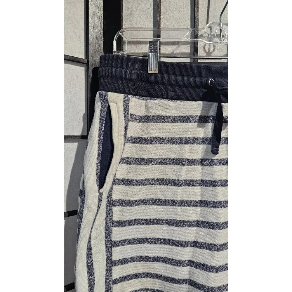 JONES NEW YORK Womens Skort Size M Navy Blue‎ White Striped Built-in Shorts